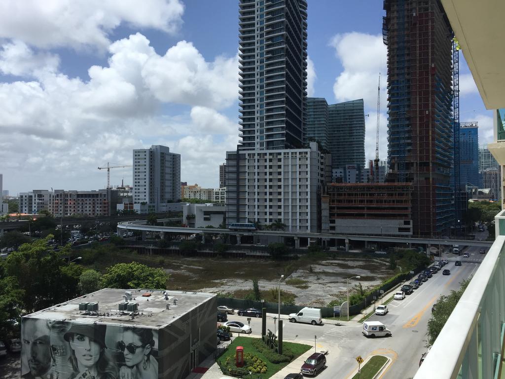 Lyx Suites At One Broadway In Brickell Маямі Екстер'єр фото