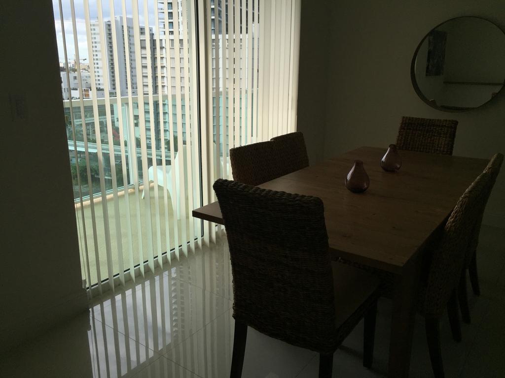 Lyx Suites At One Broadway In Brickell Маямі Екстер'єр фото
