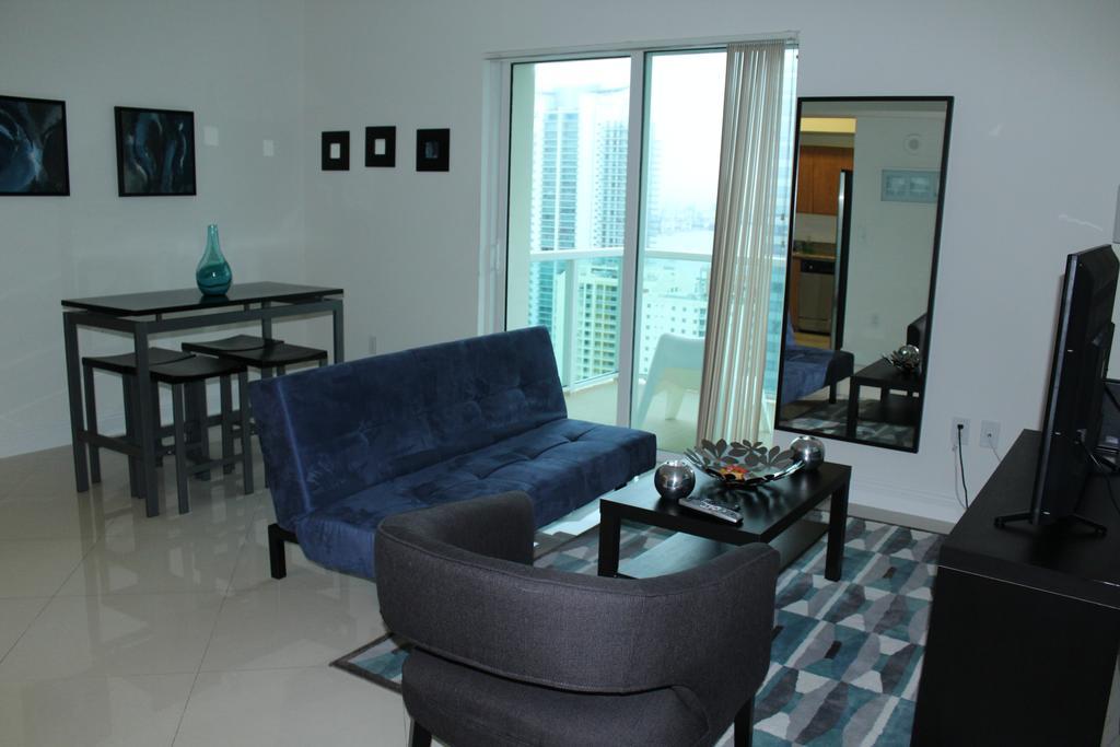 Lyx Suites At One Broadway In Brickell Маямі Екстер'єр фото