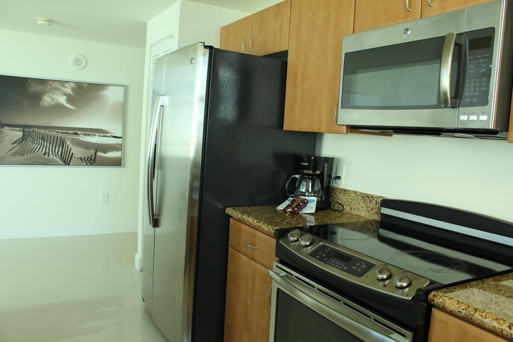 Lyx Suites At One Broadway In Brickell Маямі Екстер'єр фото