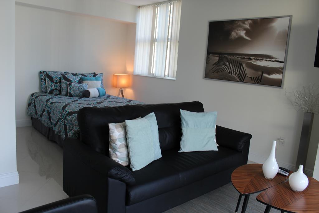 Lyx Suites At One Broadway In Brickell Маямі Екстер'єр фото